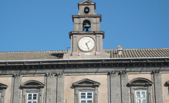 orologio palazzo reale napoli